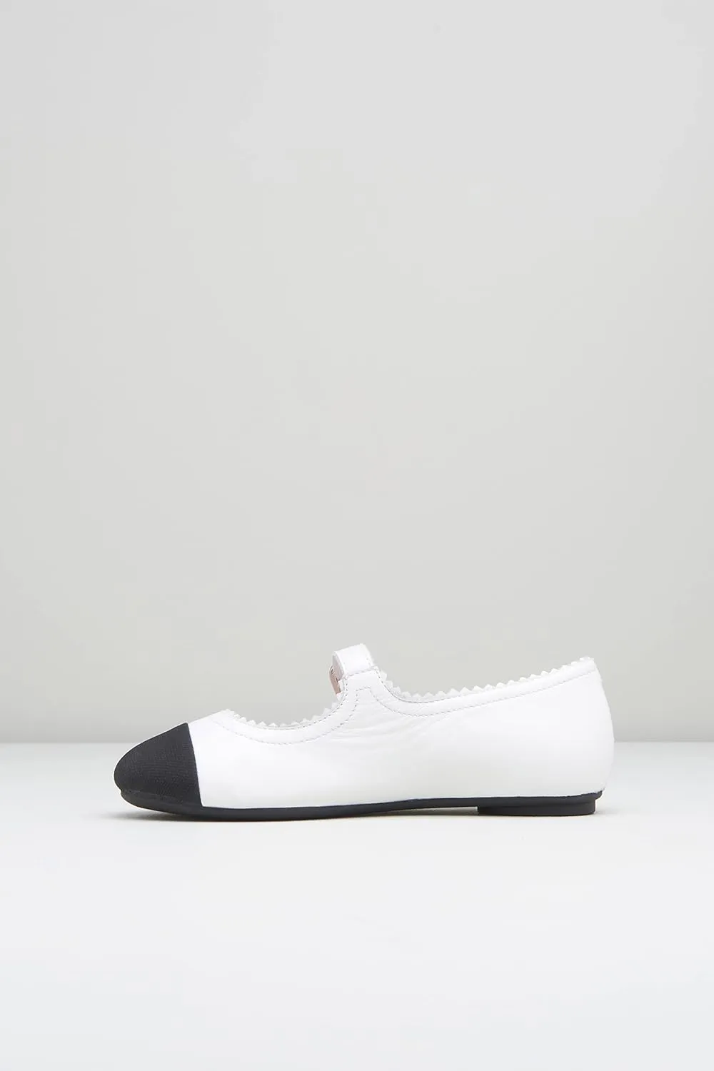 Bloch Girl's Cassiopeia Ballet Flat