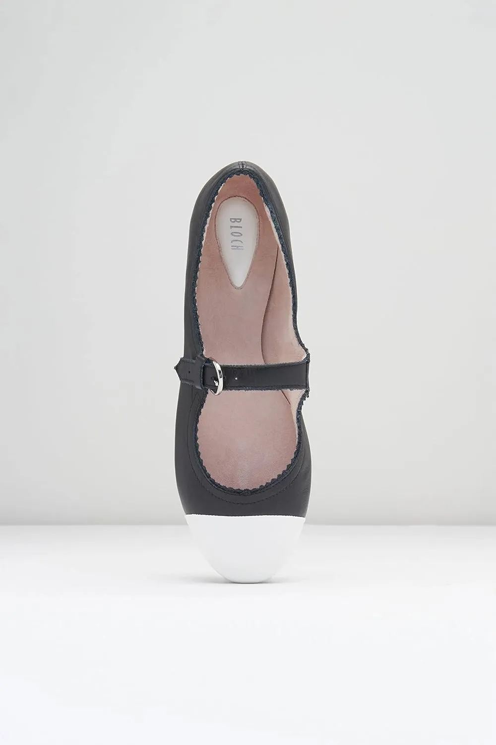 Bloch Women's Cassiopeia Ballet Flat