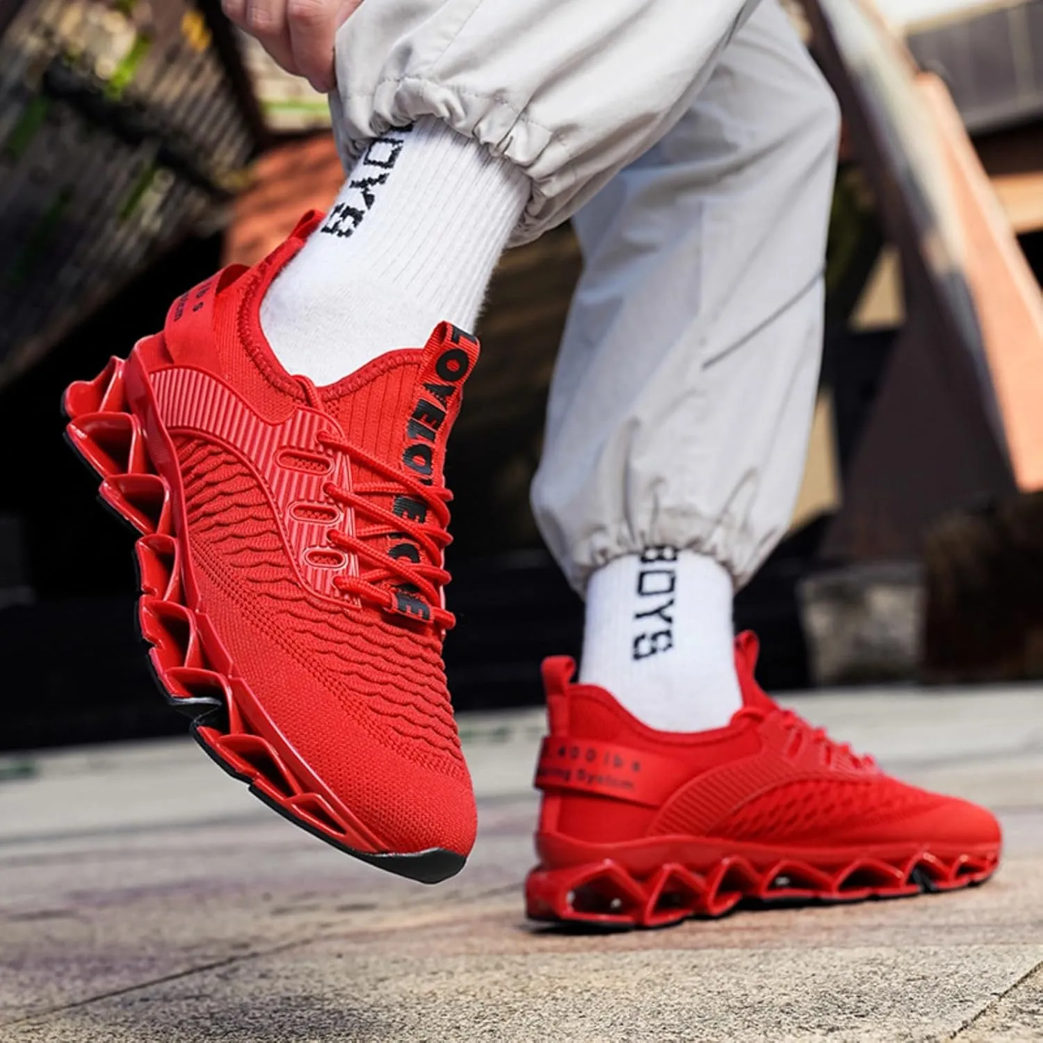 Breathable Mesh Lightweight Y2K Blade Sole Running Jogging Shoes for Versatile Performance and Distinctive Style