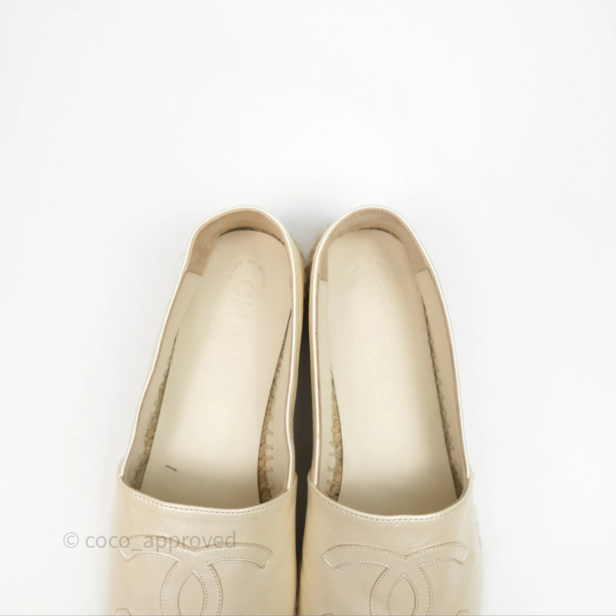 Chanel CC Espadrilles Pearly Ivory Black Leather Size 37