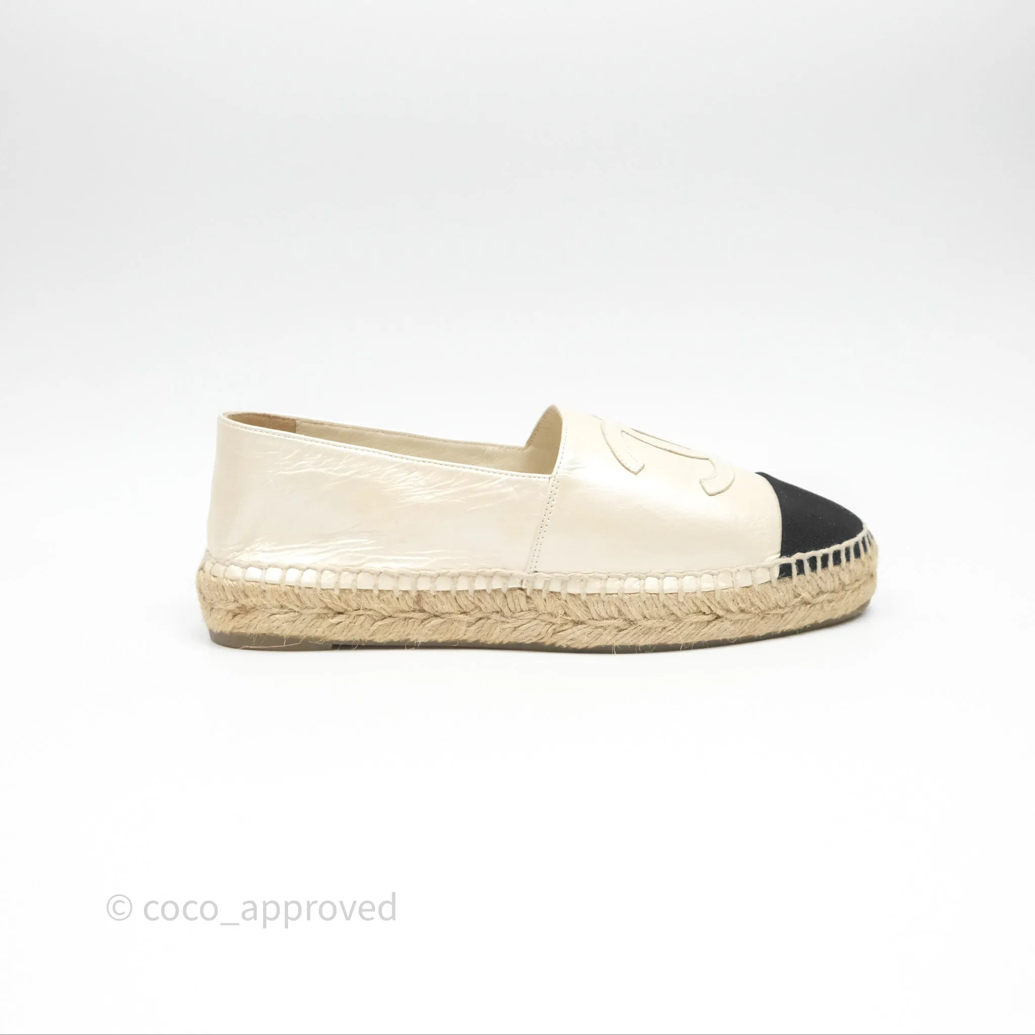 Chanel CC Espadrilles Pearly Ivory Black Leather Size 37