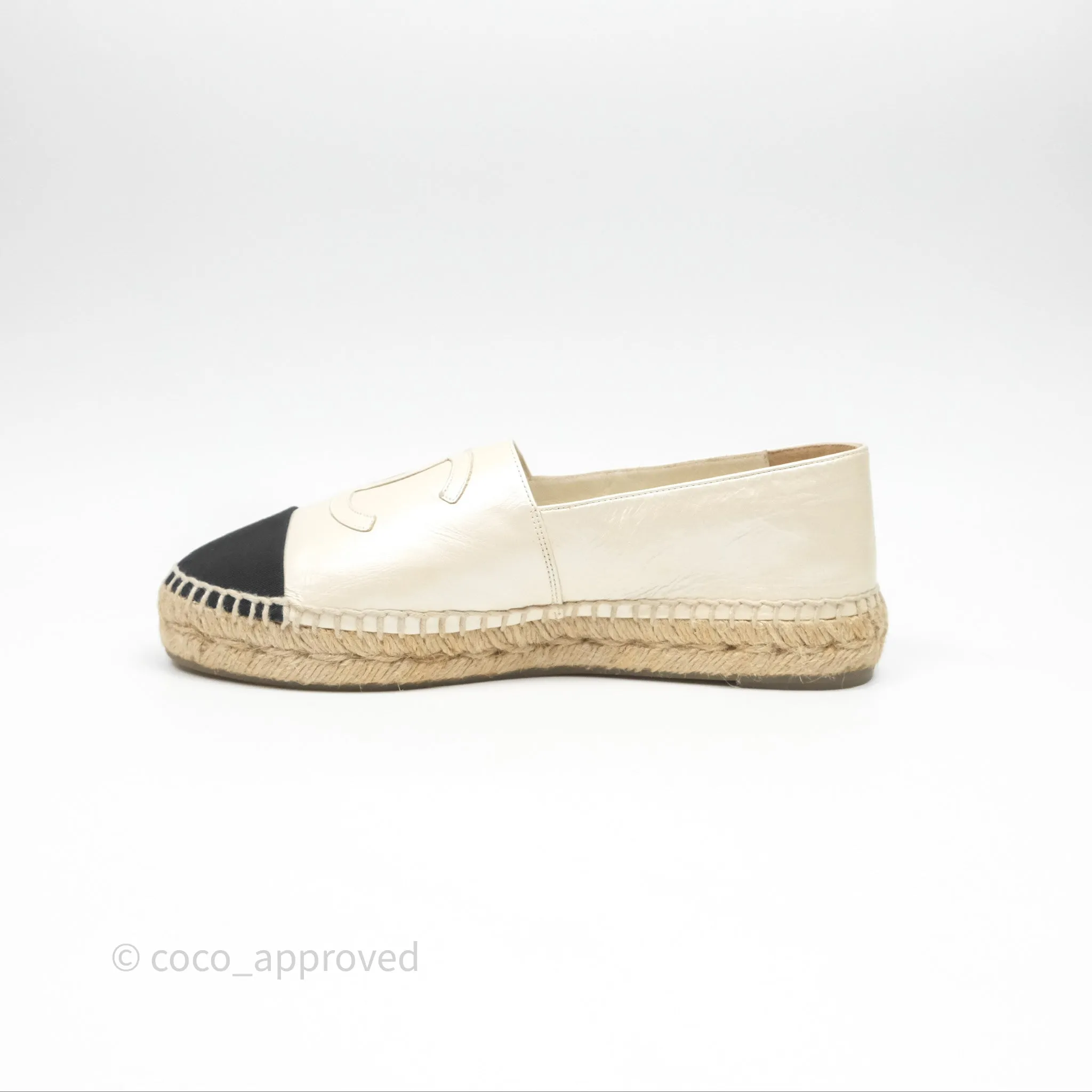 Chanel CC Espadrilles Pearly Ivory Black Leather Size 37