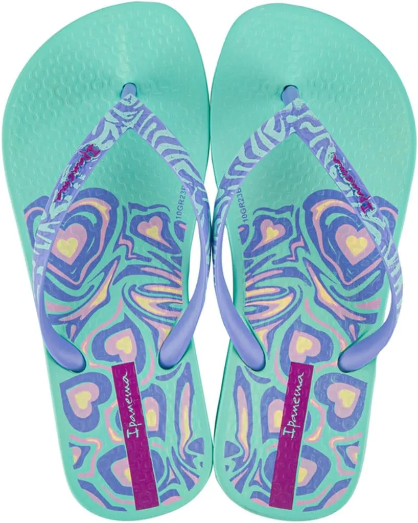 Ipanema Ana Nostalgic Hearts Kids Flip Flops - Stylish & Comfortable Summer Footwear for Children, Non-Slip Sole, Water Resistant, Durable Material for Active Play