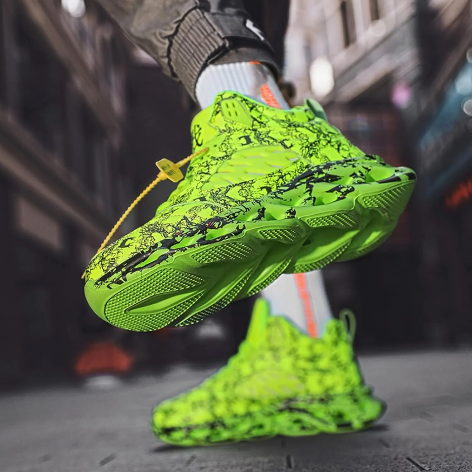 Men's Fashionable Sneakers with Unique Patterns. Comfortable and Versatile, Suitable for Running, Training, and Daily wear.