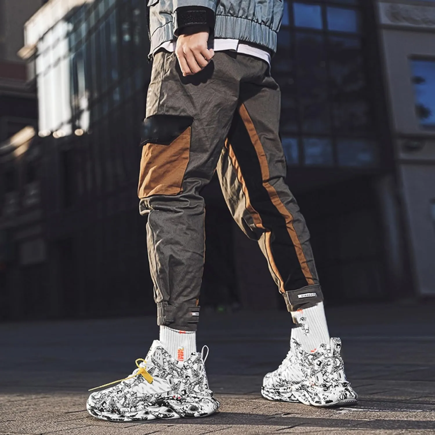 Men's Fashionable Sneakers with Unique Patterns. Comfortable and Versatile, Suitable for Running, Training, and Daily wear.