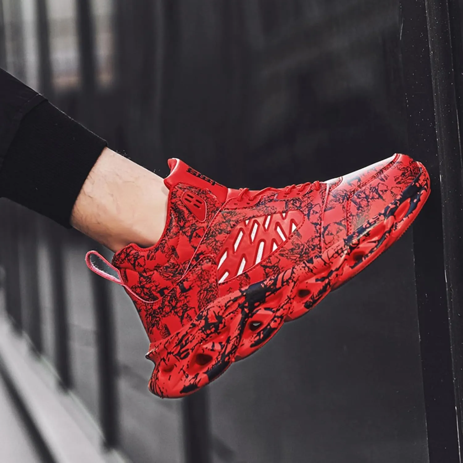 Men's Fashionable Sneakers with Unique Patterns. Comfortable and Versatile, Suitable for Running, Training, and Daily wear.