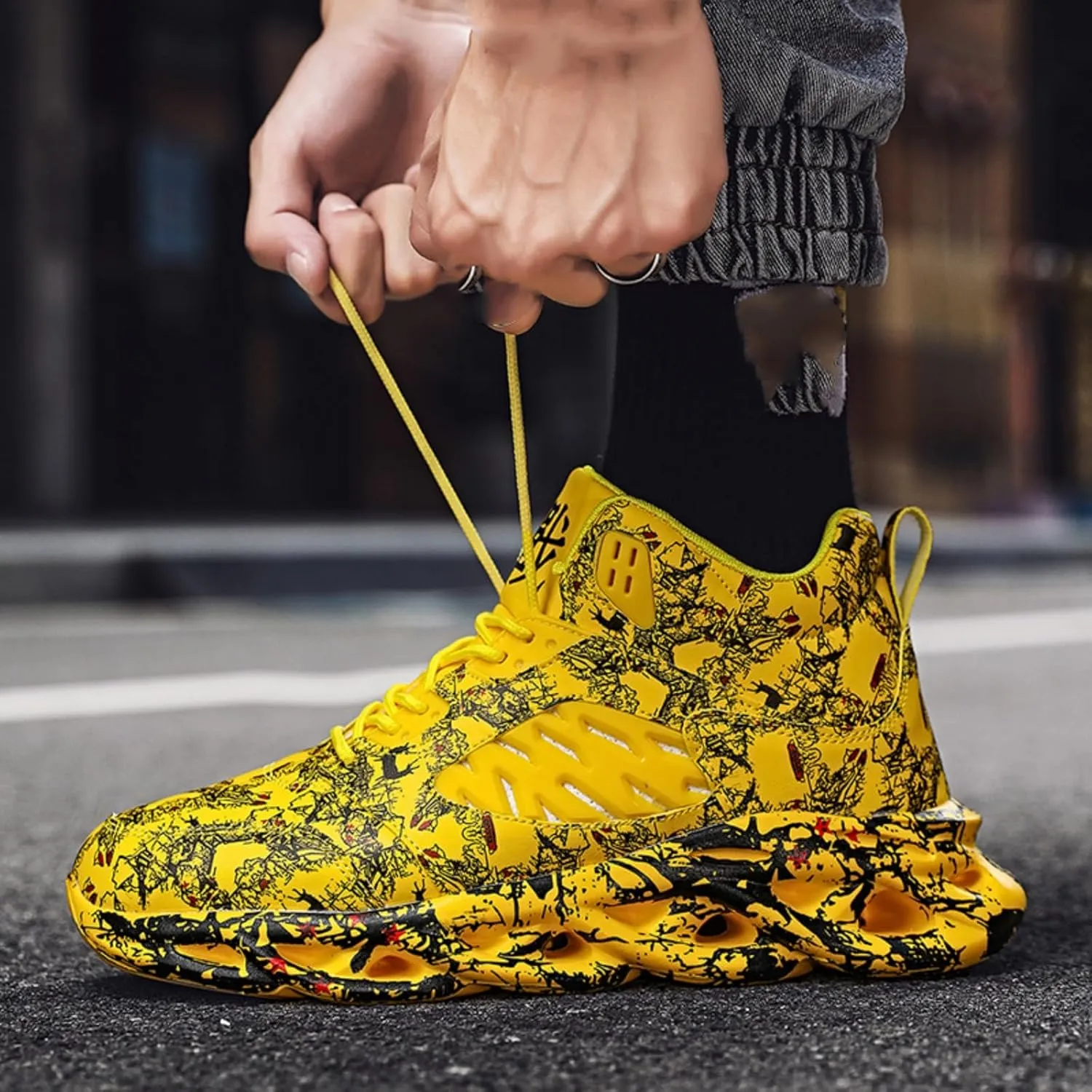 Men's Fashionable Sneakers with Unique Patterns. Comfortable and Versatile, Suitable for Running, Training, and Daily wear.