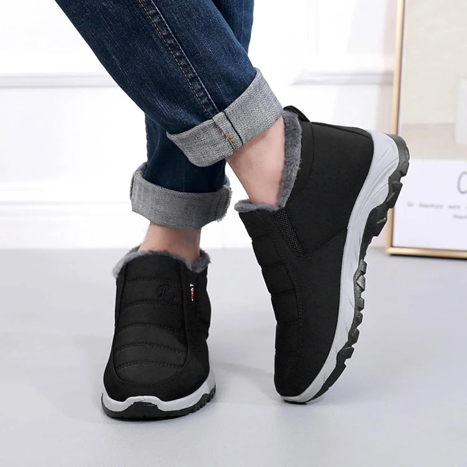 Mens Lightweight Snow Boots Winter Anti-Slip Ankle Booties Waterproof Slip On Warm Fur Lined Sneaker Thermal Boots