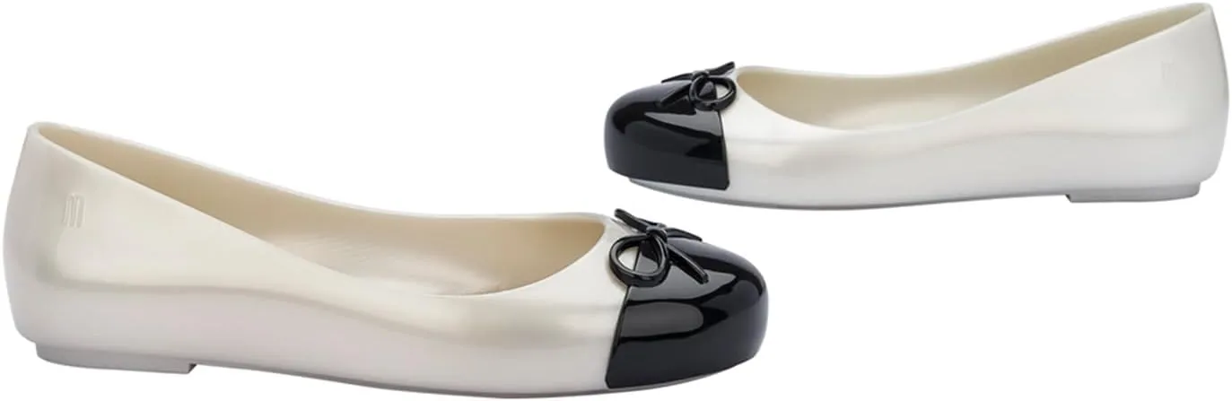 mini melissa Sweet Love Cap Toe Ballet Flats for Big Kids - Jelly Shoes for Girls with Cute Bow, Toe Accent and Adjustable Straps
