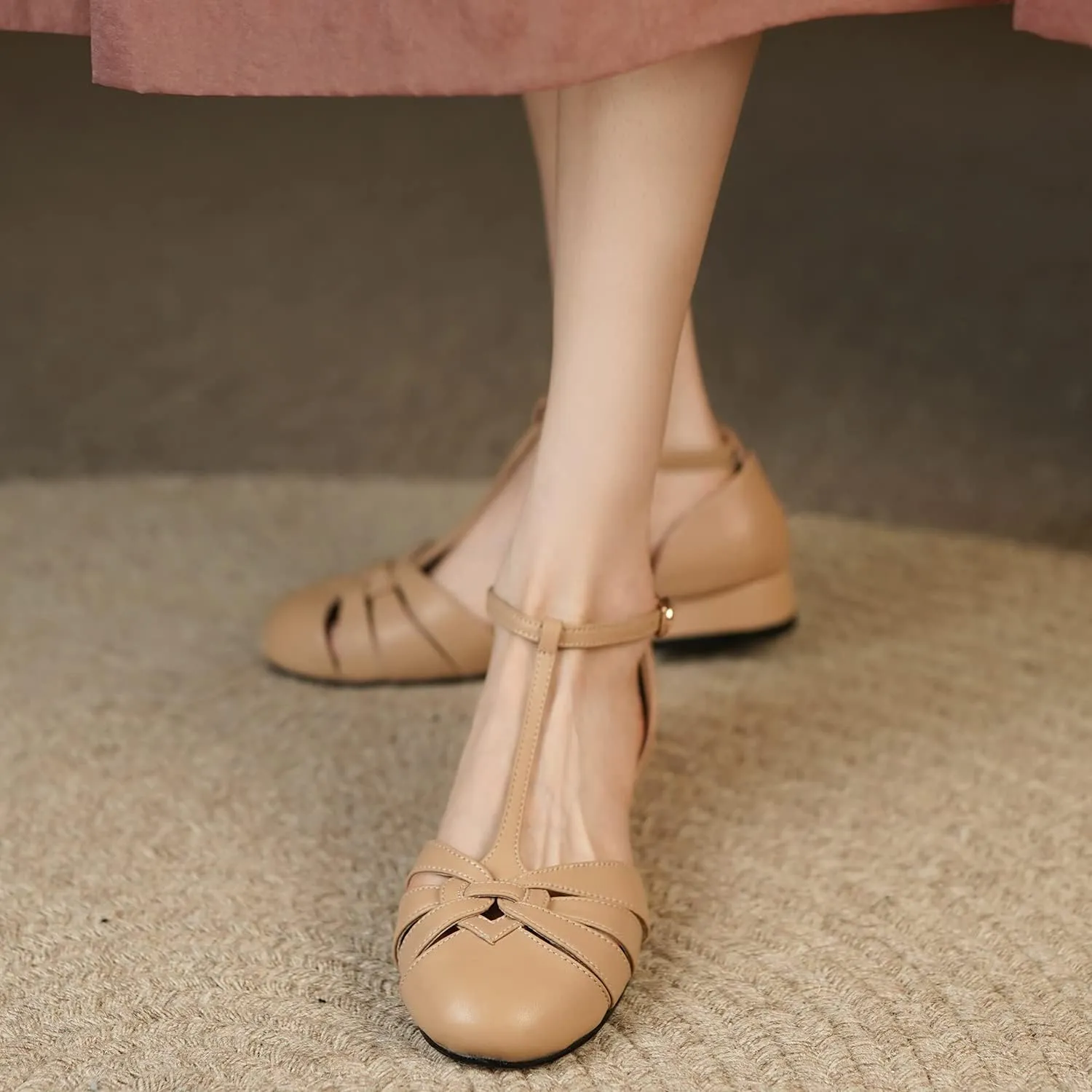 MOOMMO Women’s Ankle Strap Cage Sandals Kitten Heel Round Toe T-Strap Mary Jane Pumps Cut-Out Sandal Heels Vintage Low Heel Closed Toe Roman Sandals Dress Summer Shoes Wedding Bridal Comfy 4-11 M US