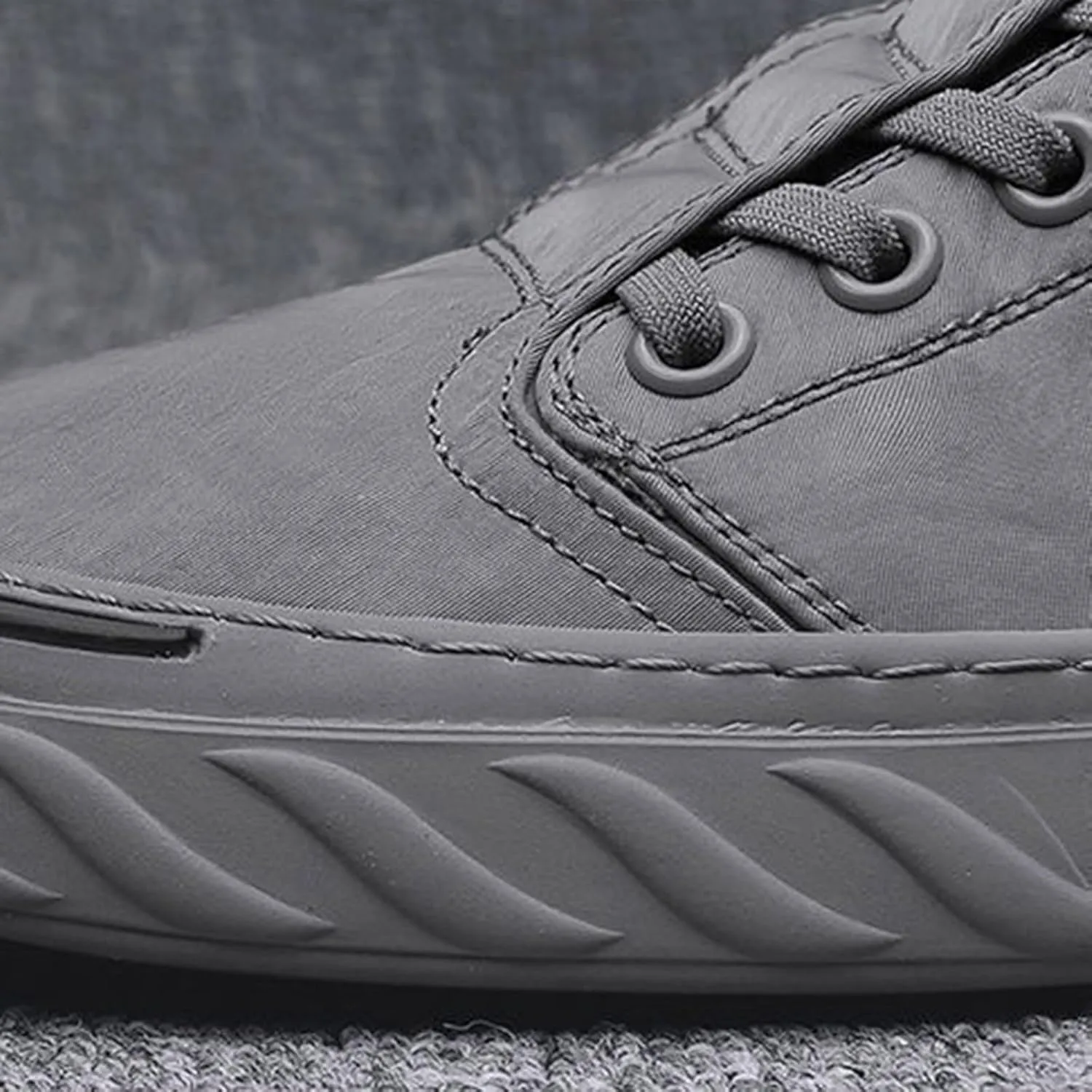 Outdoor Jogging Sneakers for Men Breathable Elastic Fly Woven Mesh Sneaker Memory Foam Versatile Shoes for Men