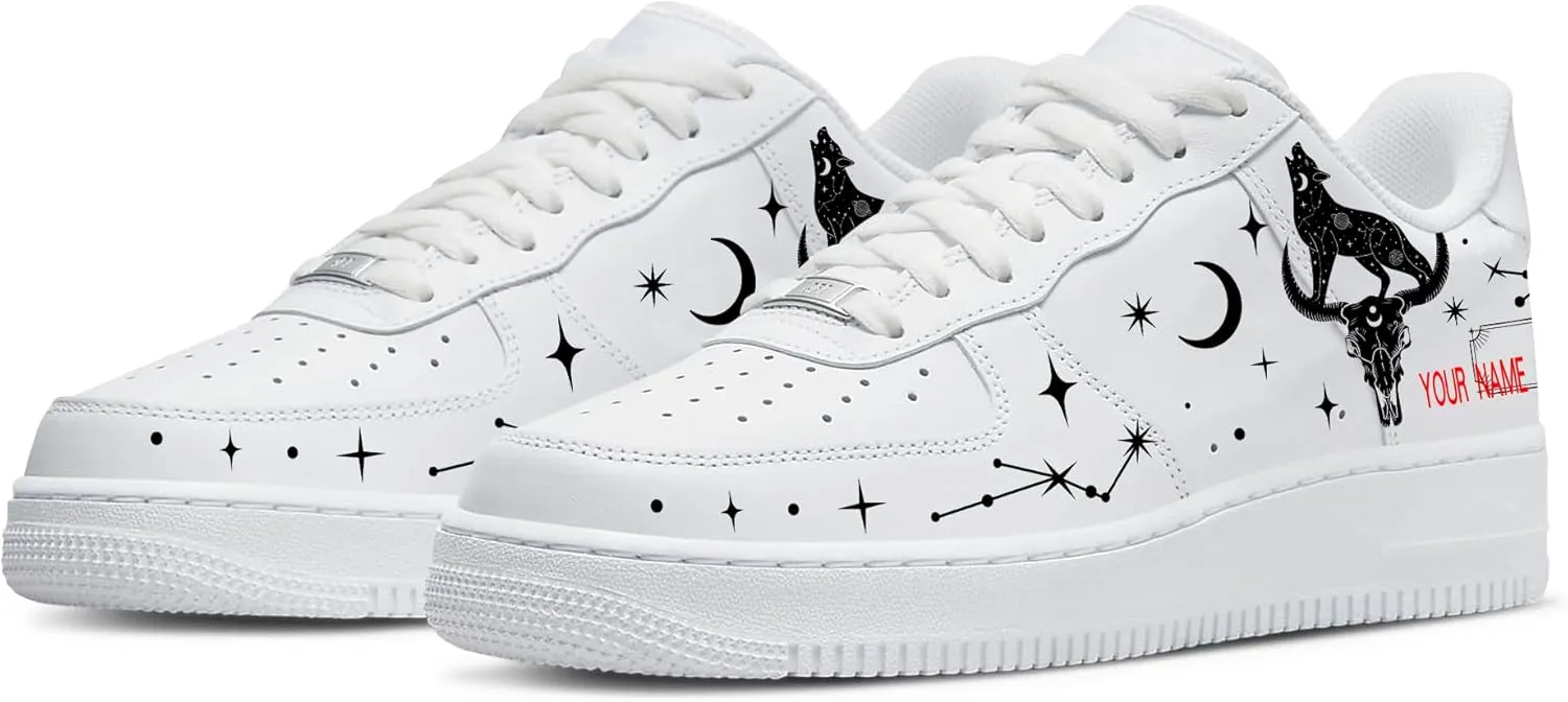 Personalized Custom Name Low-Top Fashion Sneakers with Unique Wolf Designs, Classic Lace-Up Breathable Non-Slip Casual Outdoor Running Shoes for Men and Women, Artistic Patterns