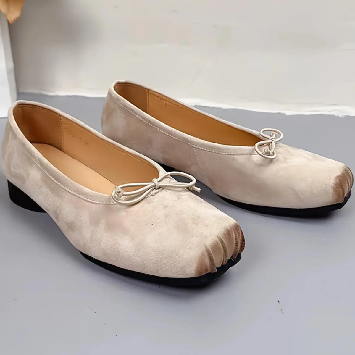 Retro Ballet Flats Shoes for Women with Bow Closed Toe Women's Slip on Pumps Mid Heels Genuine Suede Leather Low-Cut Comfort Daily Casual Weekend