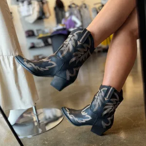 Sexy Lexy Boots