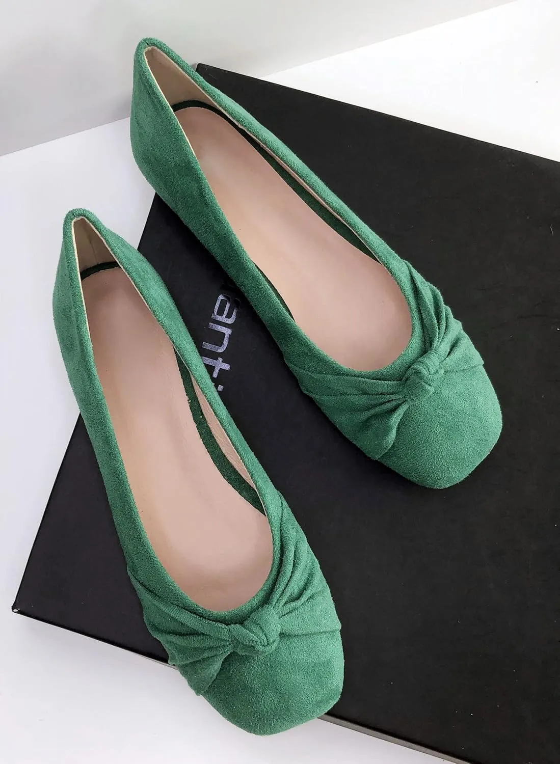 WENJIAZHIZHI Pleated Bowknot Ballet Flats Shoes for Women Suede Dressy Shoes Comfortable Square Toe Slip On Walking Loafers Flats