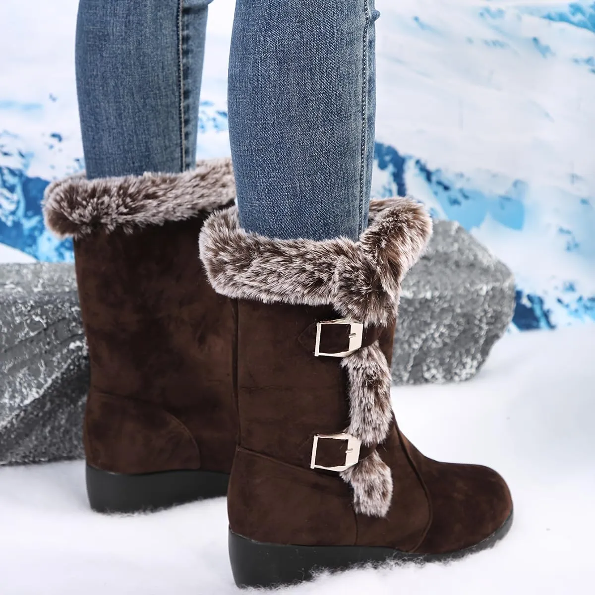 Winter Fuzzy Snow Boots For Women，Fluffy Plush Fur Fashion Ladies Casual Thermal Suede Round Toe Non Slip Wedge Platform Mid Calf Boots Furry Metal Bucle Warm Dress Ankle Booties For Camping