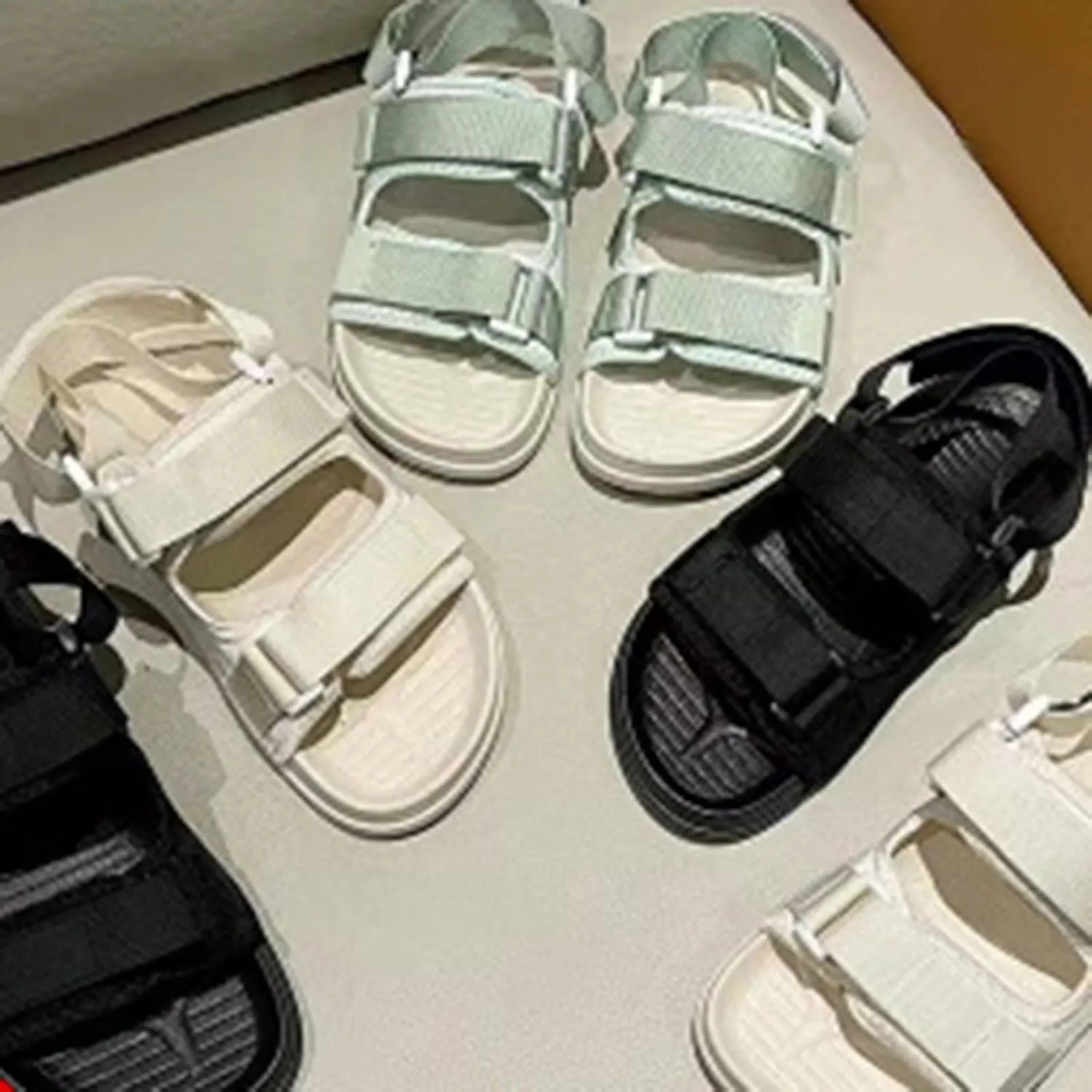 Women's Adjustable Strap Sport Sandals Casual Open Toe Sandal with Comfortable Flat Sole for Outdoor Activities