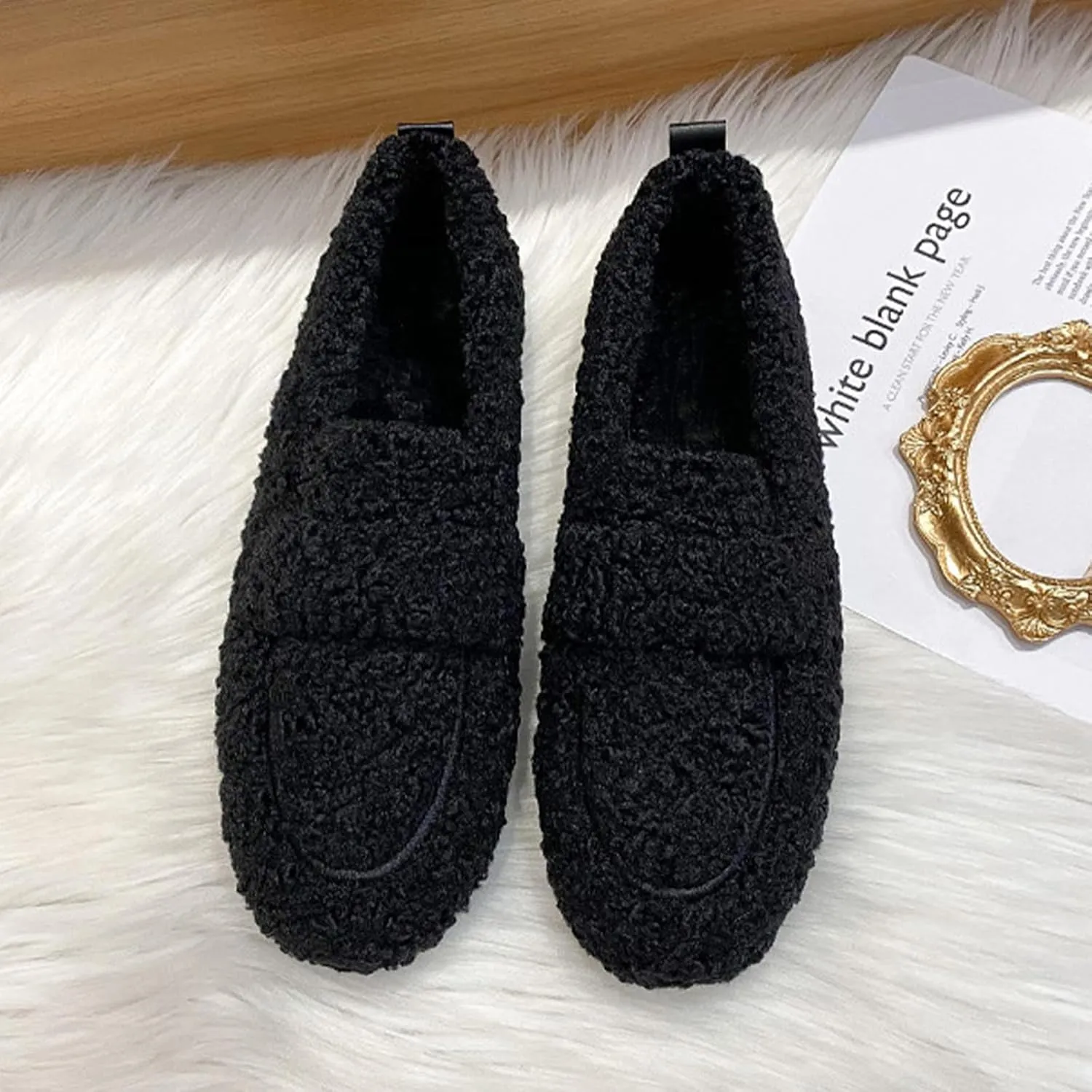 Women's Plush Curled Edge House Slippers, Warm Faux Fur Slippers for Women, Cozy Indoor Outdoor Slip On Loafers (Black,7)